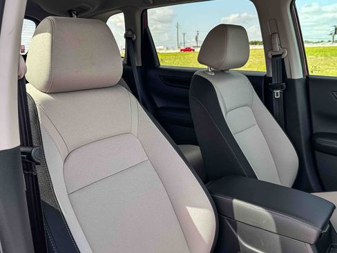 Used 2026 Honda CR-V LX image 25