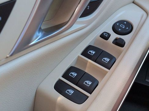 New 2026 BMW 330i Sedan w/ Convenience Package image 24