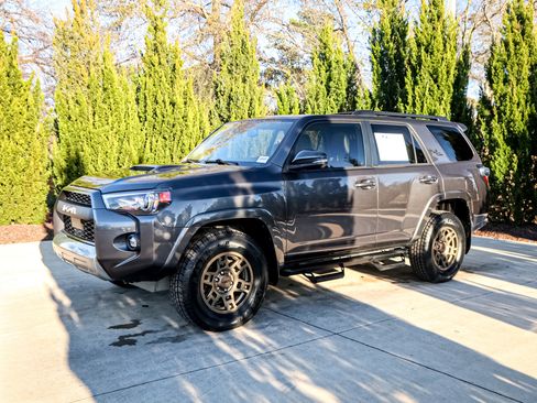 Used 2021 Toyota 4Runner TRD Off-Road Premium image 7