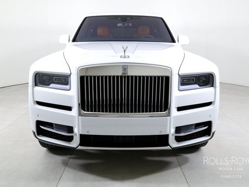 Certified 2020 Rolls-Royce Cullinan AWD/4WD image 6