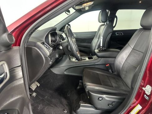 Used 2021 Jeep Grand Cherokee Laredo X AWD/4WD image 13