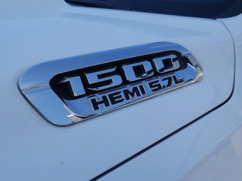 Used 2020 RAM 1500 Big Horn AWD/4WD image 2