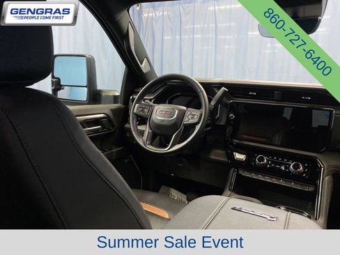 Used 2024 GMC Sierra 2500 AT4 w/ Technology Package AWD/4WD image 37