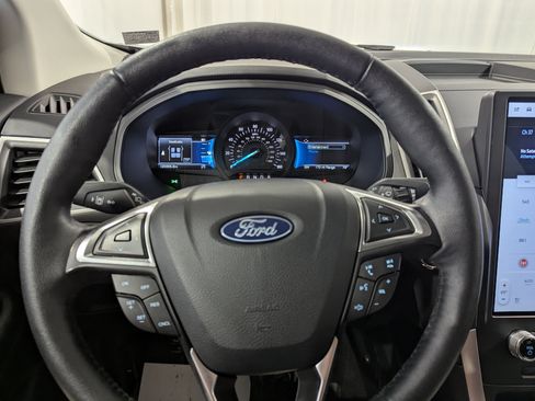 Used 2024 Ford Edge SEL w/ Convenience Package AWD/4WD image 16
