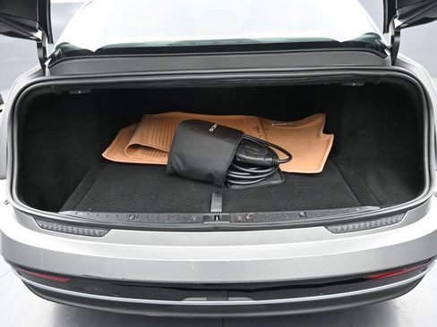 Used 2023 Lucid Air Touring image 27