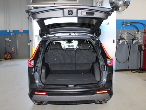 Used 2026 Honda CR-V Sport image 25