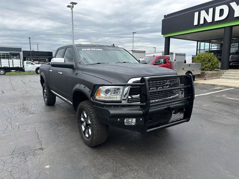 Used 2018 RAM 2500 Limited AWD/4WD image 2