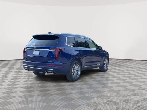 Used 2023 Cadillac XT6 Premium Luxury w/ Technology Package AWD/4WD image 8