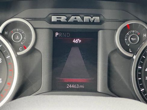 Used 2025 RAM 2500 Big Horn AWD/4WD image 15