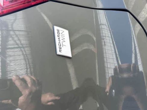 Used 2023 Volvo XC40 Recharge Ultimate w/ Protection Package Premier image 4