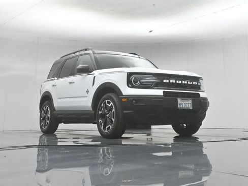 Used 2024 Ford Bronco Sport Outer Banks w/ Topo Graphic Package AWD/4WD image 50