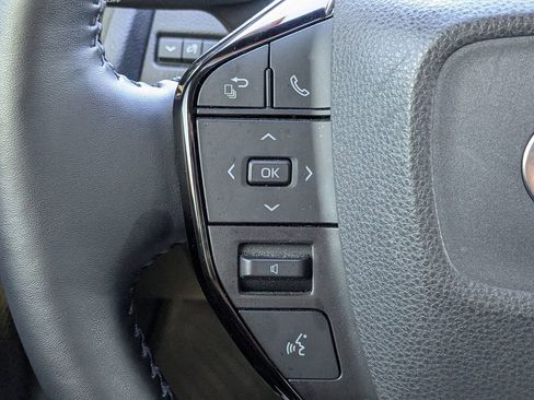 Certified 2024 Toyota Prius XLE image 22