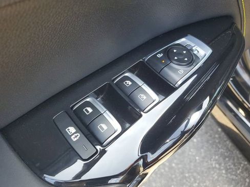 Used 2025 Kia K5 GT FWD image 15