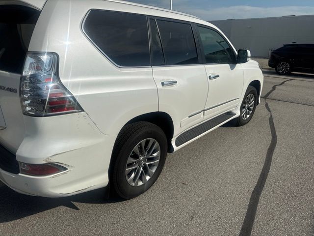 Used 2015 Lexus GX 460 Luxury w/ Preferred Accessory Package AWD/4WD image 5