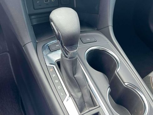 Used 2024 Chevrolet Equinox LT AWD/4WD image 29