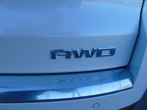 Used 2017 GMC Acadia Limited SLT image 10