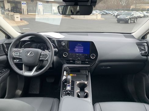 Certified 2025 Lexus NX 250 FWD w/ Towing Package (2000 Lbs) image 30