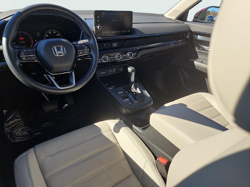 Used 2025 Honda CR-V EX-L image 11