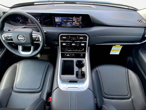 New 2025 Nissan Armada SV image 7