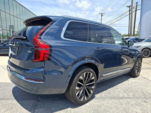 Used 2025 Volvo XC90 B6 Plus AWD/4WD image 31