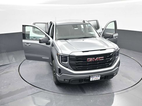 New 2026 GMC Sierra 1500 Elevation w/ Elevation Select Package image 40