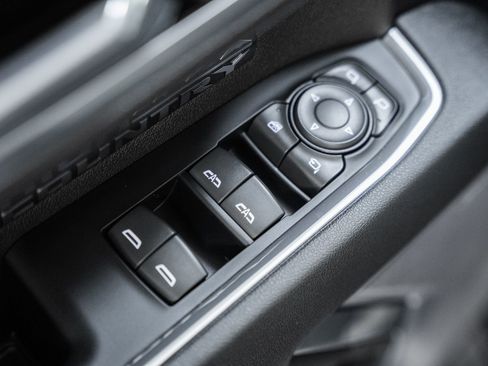 Used 2023 Chevrolet Silverado 1500 High Country w/ High Country Premium Package image 50