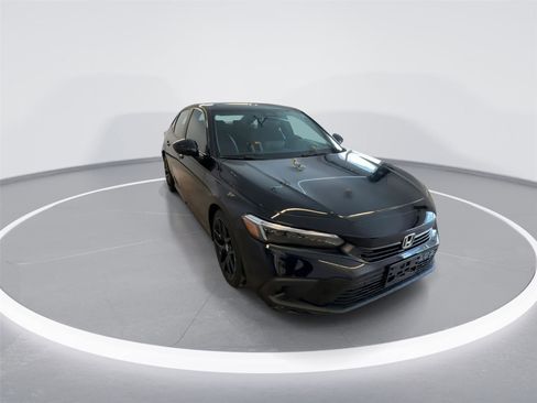 Used 2023 Honda Civic Sport image 3