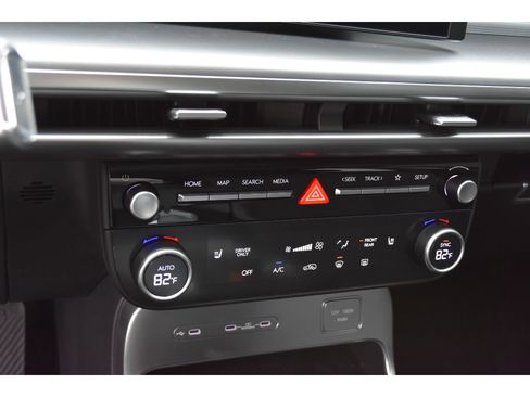 New 2026 Hyundai Ioniq 9 SE image 24