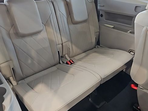 New 2026 Volkswagen Atlas SEL Premium R-Line image 19