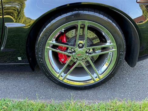 Used 2008 Chevrolet Corvette Z06 w/ Preferred Equipment Group RWD image 17