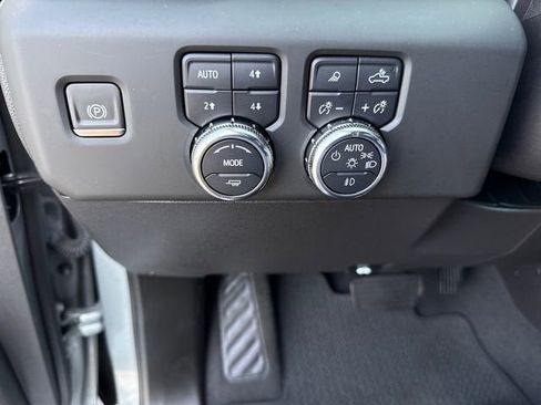 Used 2023 GMC Sierra 1500 Denali AWD/4WD image 26