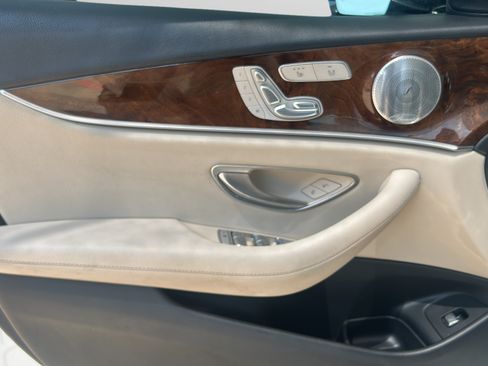 Used 2018 Mercedes-Benz E 300 image 11