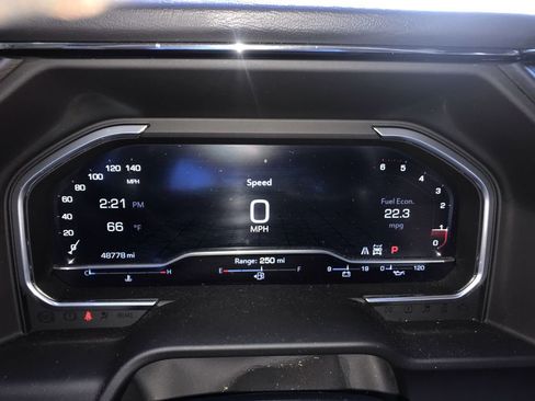 Used 2022 GMC Sierra 1500 AT4 w/ AT4 Preferred Package image 15