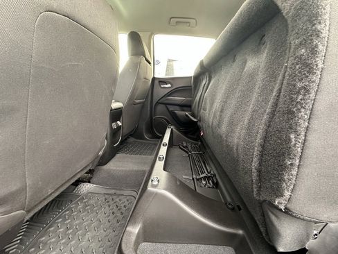 Used 2019 GMC Canyon SLE w/ Driver Alert Package image 14