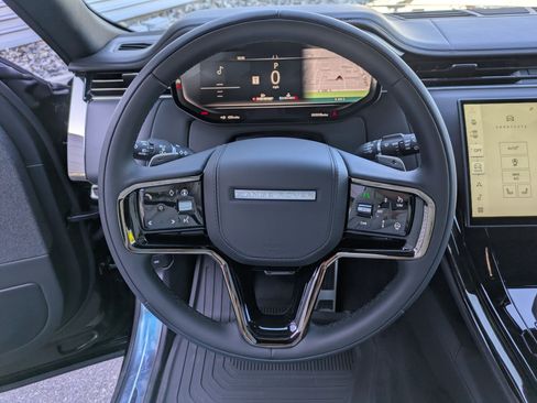New 2026 Land Rover Range Rover Sport Dynamic SE AWD/4WD image 16