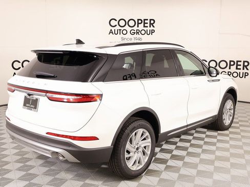 New 2026 Lincoln Corsair Premiere image 21