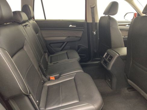 Used 2021 Volkswagen Atlas SE w/ Panoramic Sunroof Package FWD image 19