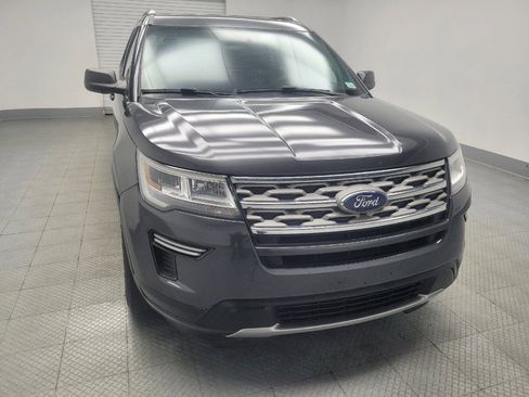 Used 2018 Ford Explorer XLT FWD image 14