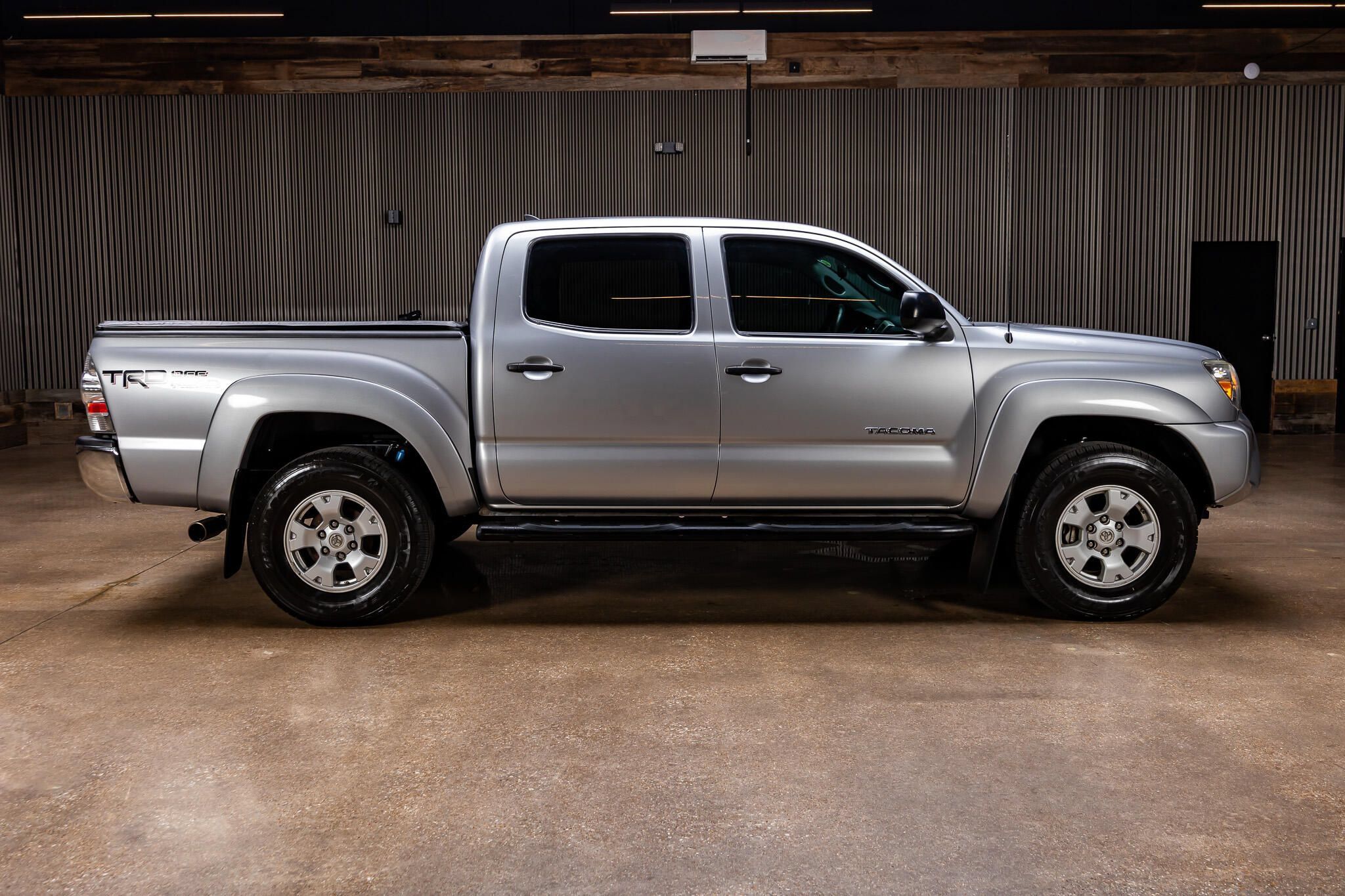 Used 2015 Toyota Tacoma 4x4 Double Cab w/ TRD Off-Road Package image 10
