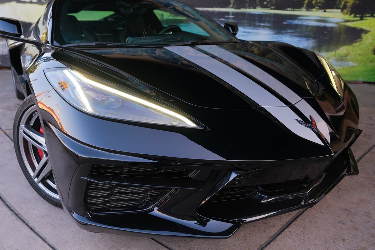 Used 2026 Chevrolet Corvette Stingray Preferred Cpe w/ Stealth Interior Trim Package RWD image 7