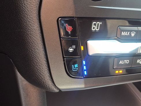 Used 2020 Ford Explorer ST w/ Premium Technology Package image 27