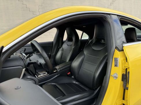 Used 2020 Mercedes-Benz CLA 250 image 32