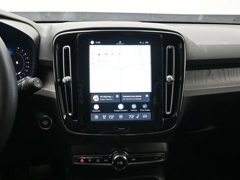 Used 2023 Volvo XC40 B5 Ultimate w/ Protection Package Premier AWD/4WD image 13