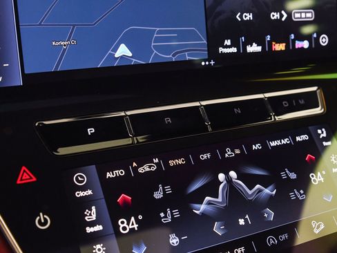 New 2026 Maserati Grecale Modena image 36