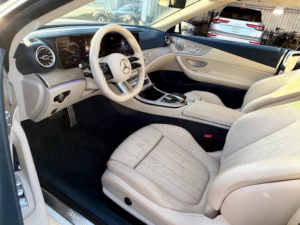 Used 2023 Mercedes-Benz E 450 4MATIC Cabriolet image 10
