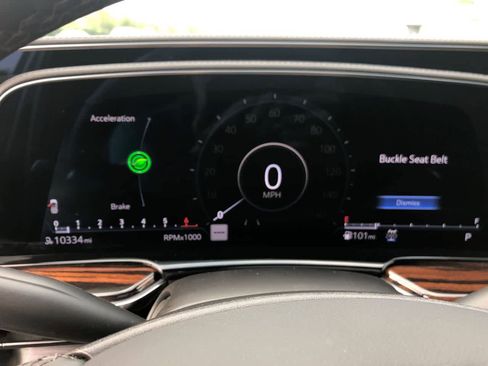 Used 2023 Cadillac Escalade Premium Luxury image 35