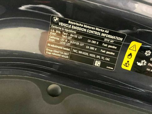 Used 2019 BMW X5 xDrive40i w/ Convenience Package image 31