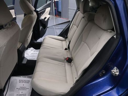 Used 2017 Subaru Impreza 2.0i Premium image 11