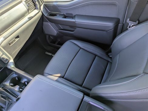 New 2025 Ford F150 Lariat w/ Equipment Group 501A Mid image 19