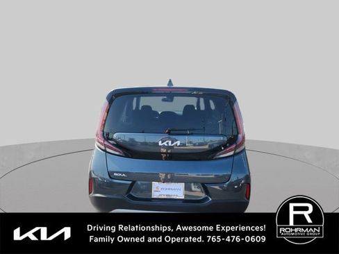 Used 2024 Kia Soul LX FWD image 5